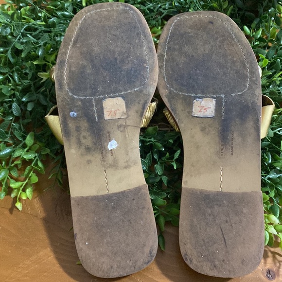 Vince Camuto Tranlins Slide Sandals - Picture 9 of 10